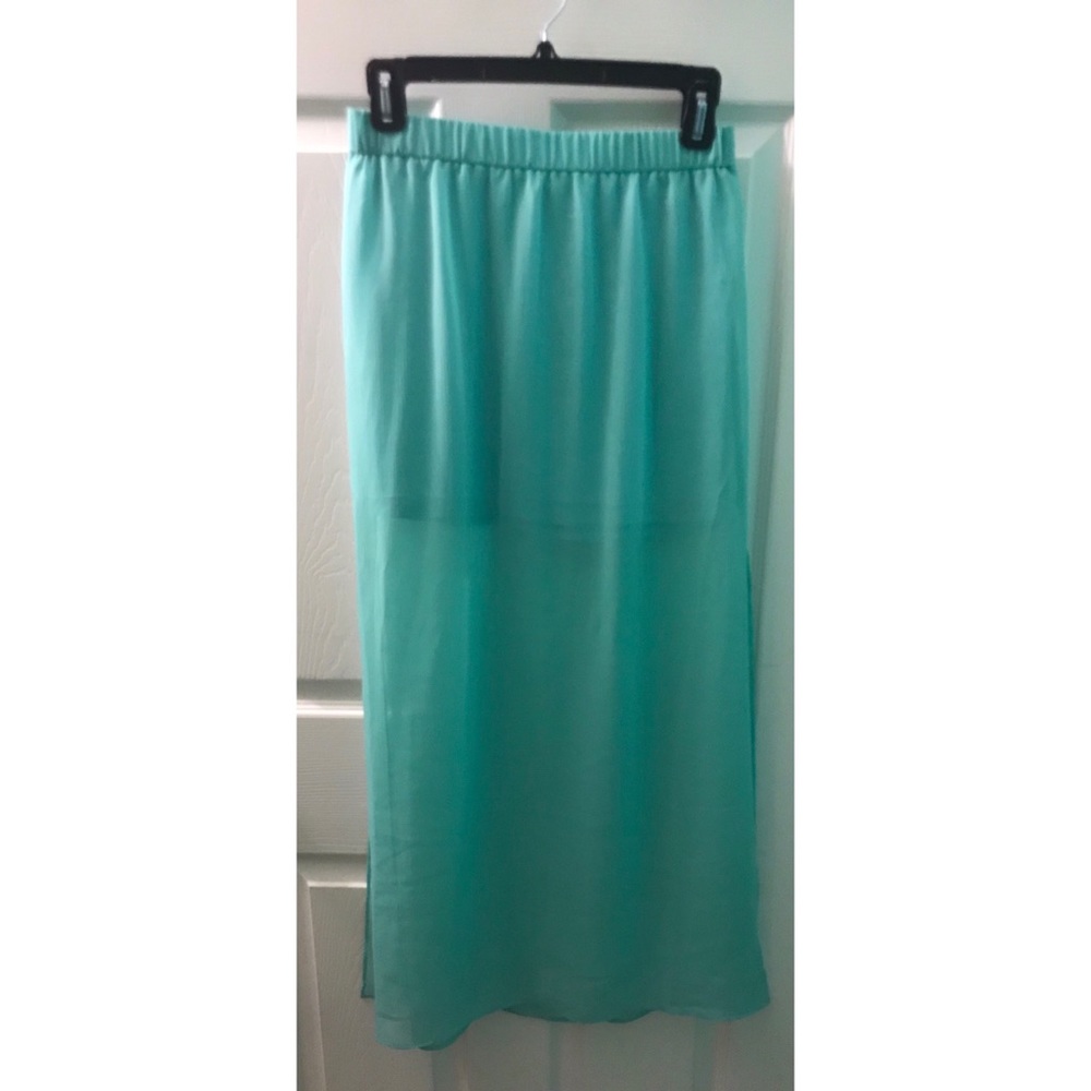 Express Maxi Skirt